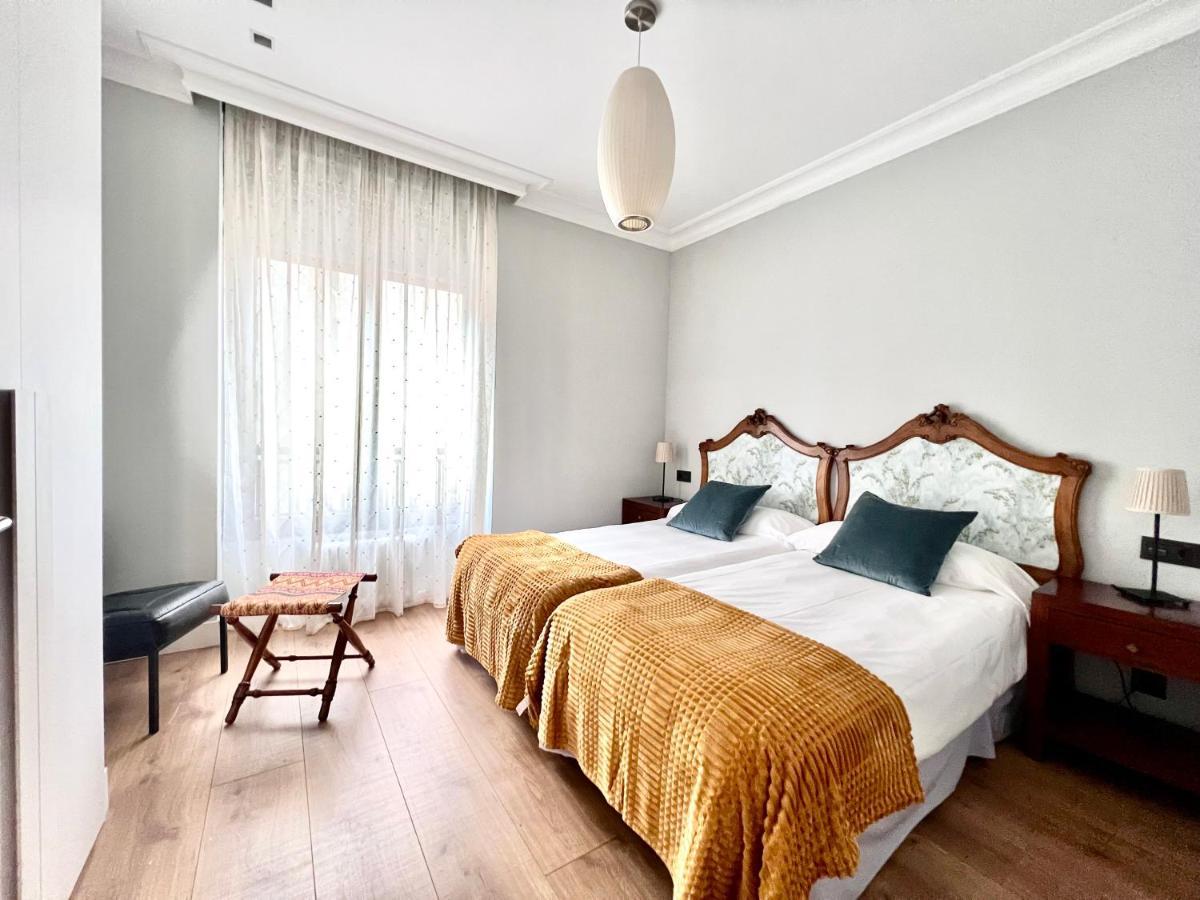 Апартаменты Housing Leon Gran Via Luxe Экстерьер фото